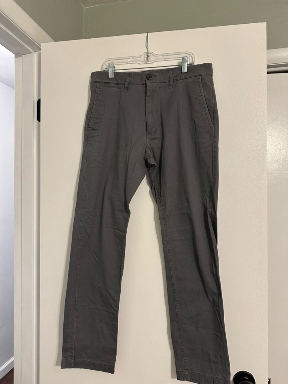 Goodfellow & Co “Hennepin Chino” Slim Gray Pants, Men’s Size 31Wx30L